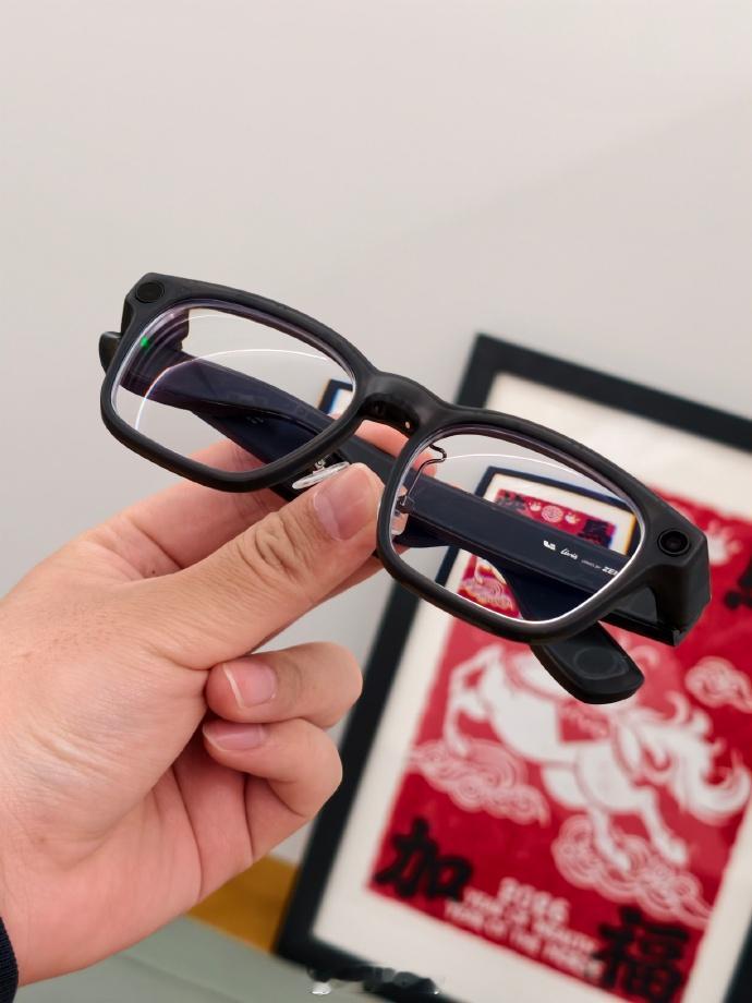 广交会增设智能穿戴等9大专区 智能手表，AI眼镜这都算是穿戴了，增加智能穿戴专区