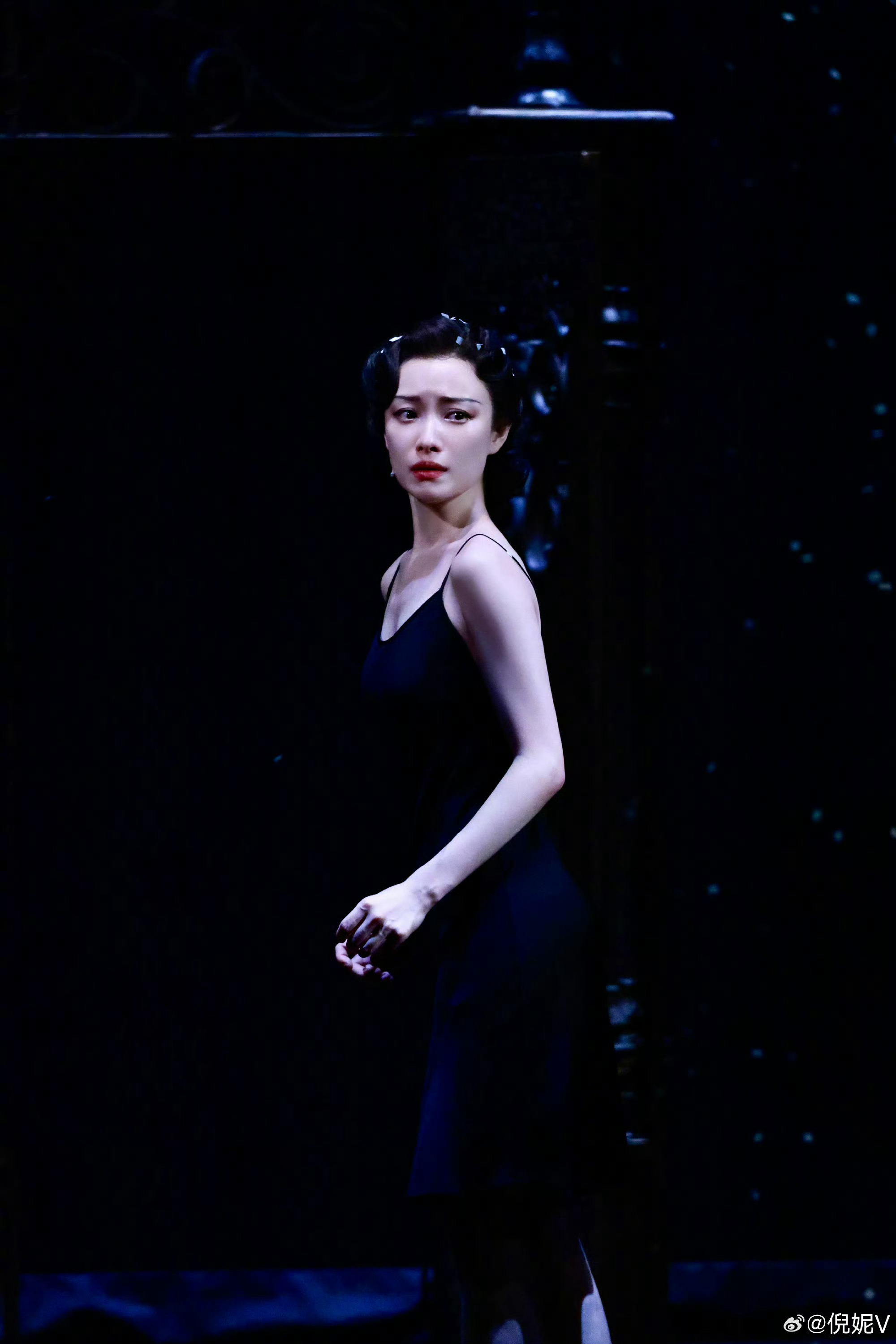 倪妮说和刘雅瑟在人生各个阶段都有合作 十年老友，戏里戏外都是知己。倪妮眼中的刘雅