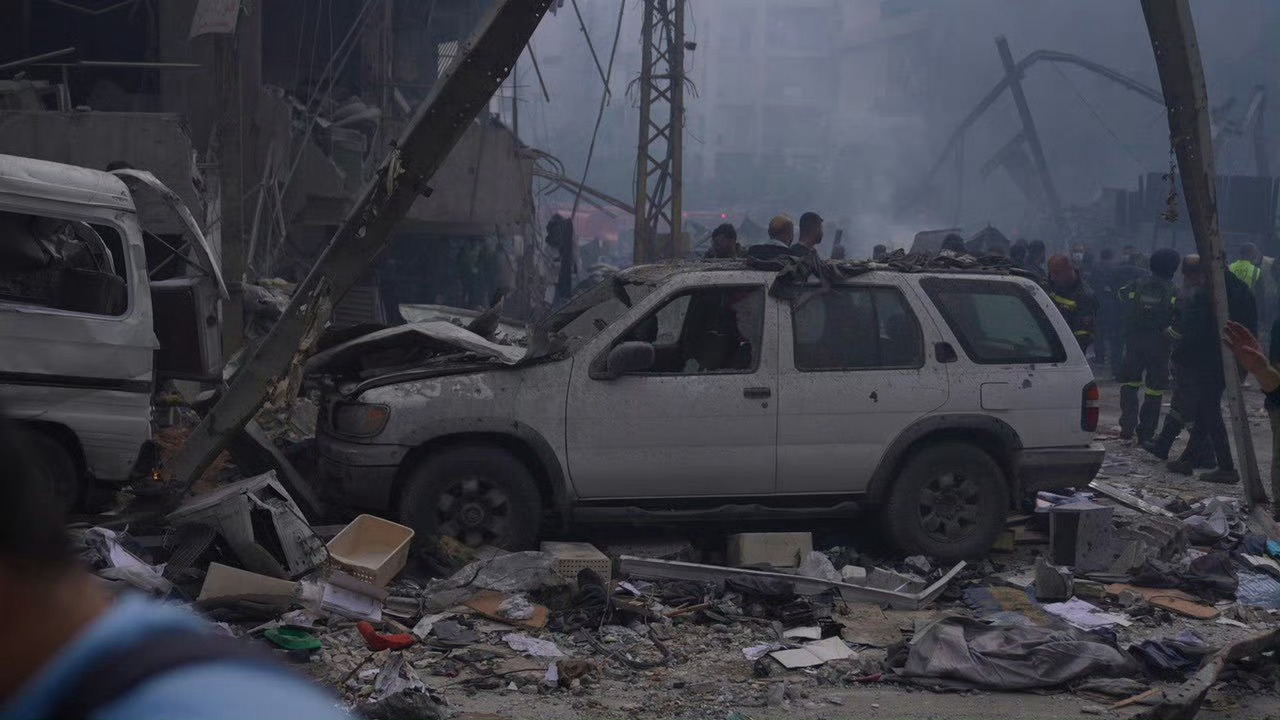 以空袭黎巴嫩致254死1165伤看来以色列还是不想要轻易让老美退出啊，想停战还得