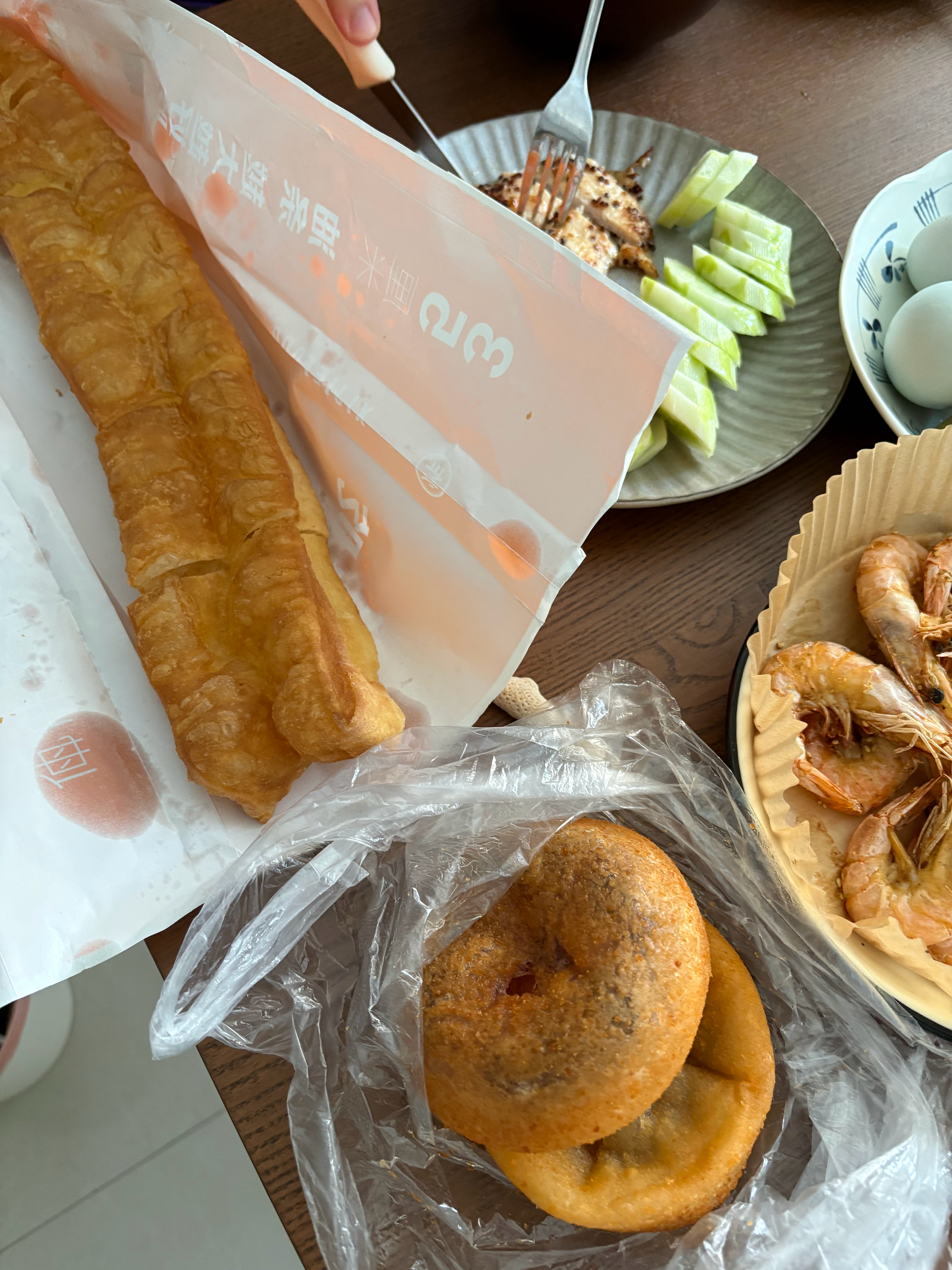 吃上了他大姑包的粽子也吃上了大油条 