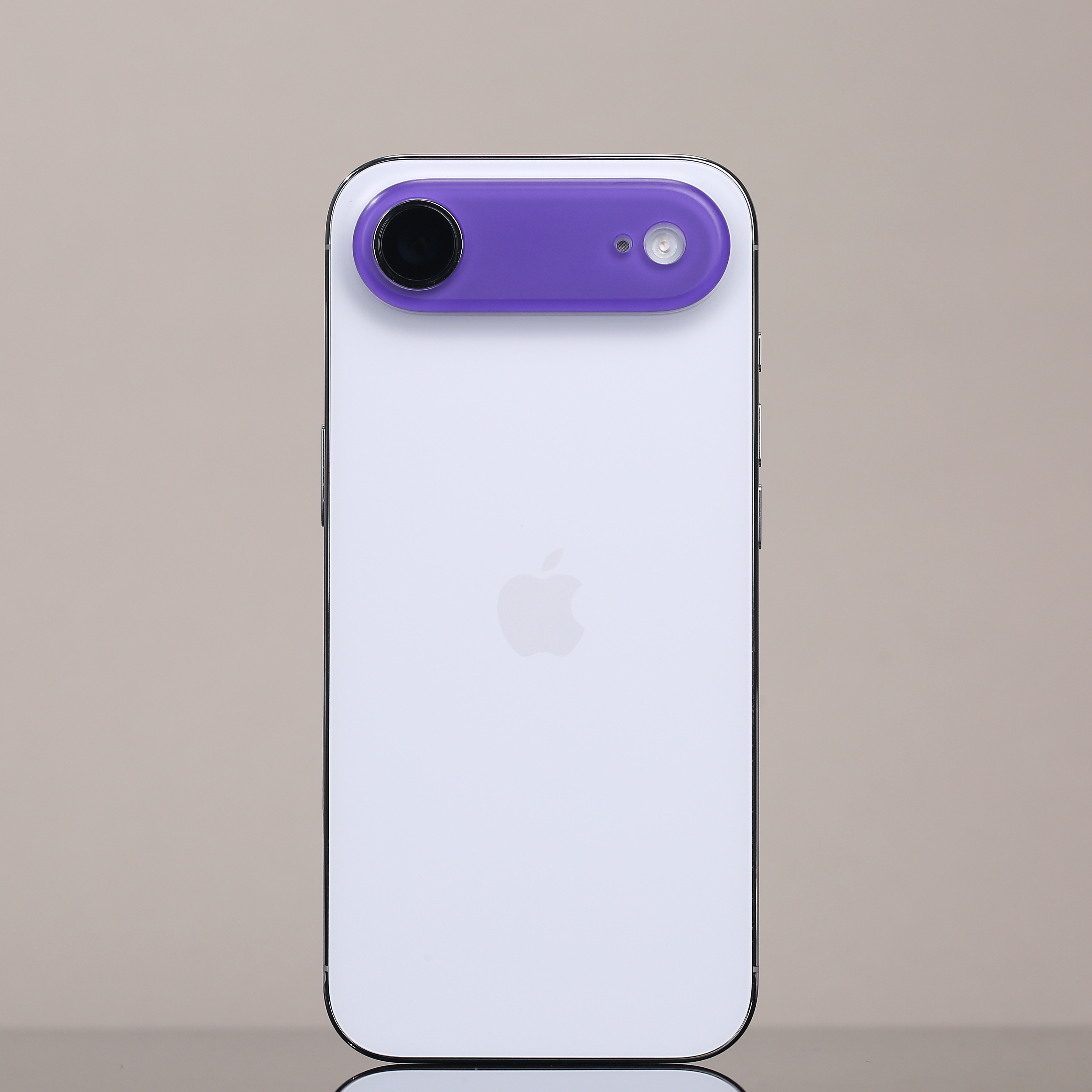 iPhoneAir 平嵌镜盖 紫色明天下午三点上 