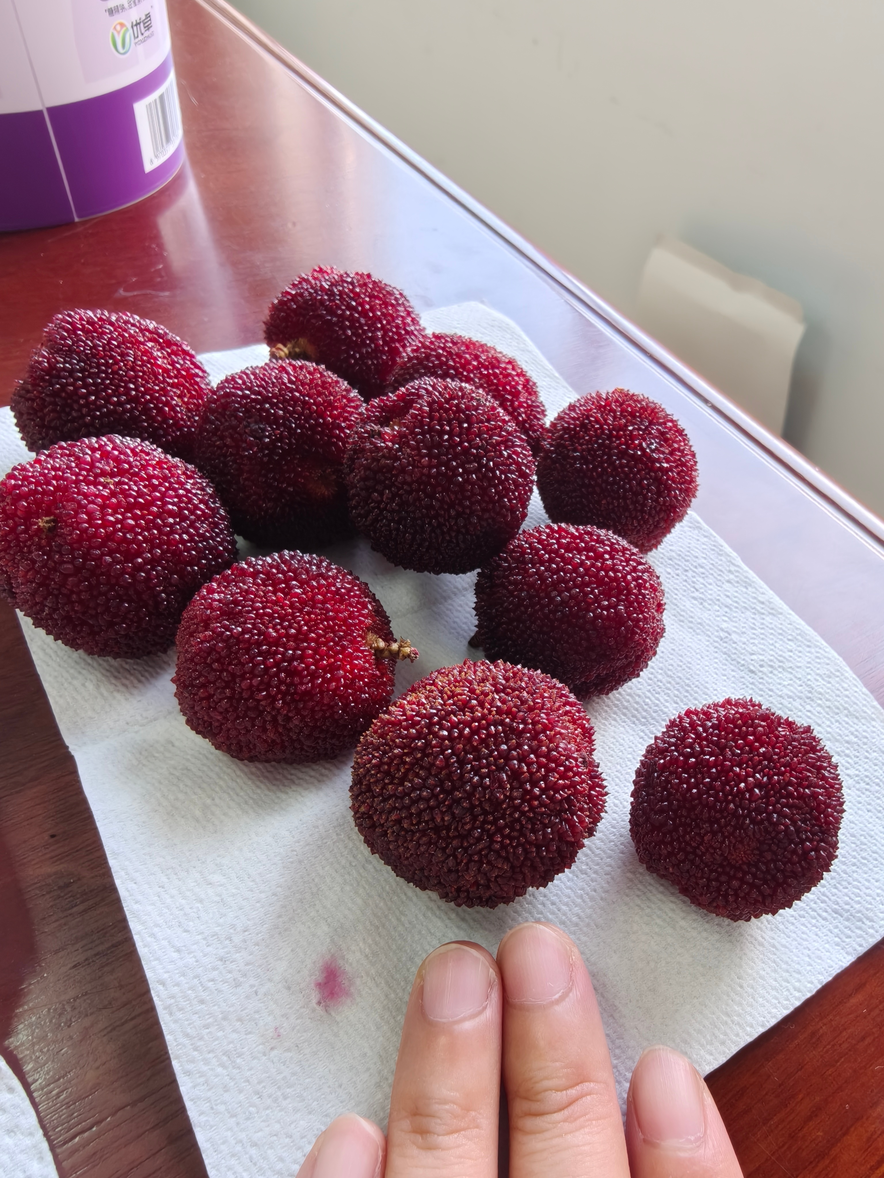 又是有杨梅吃的一天，早安啊！早安