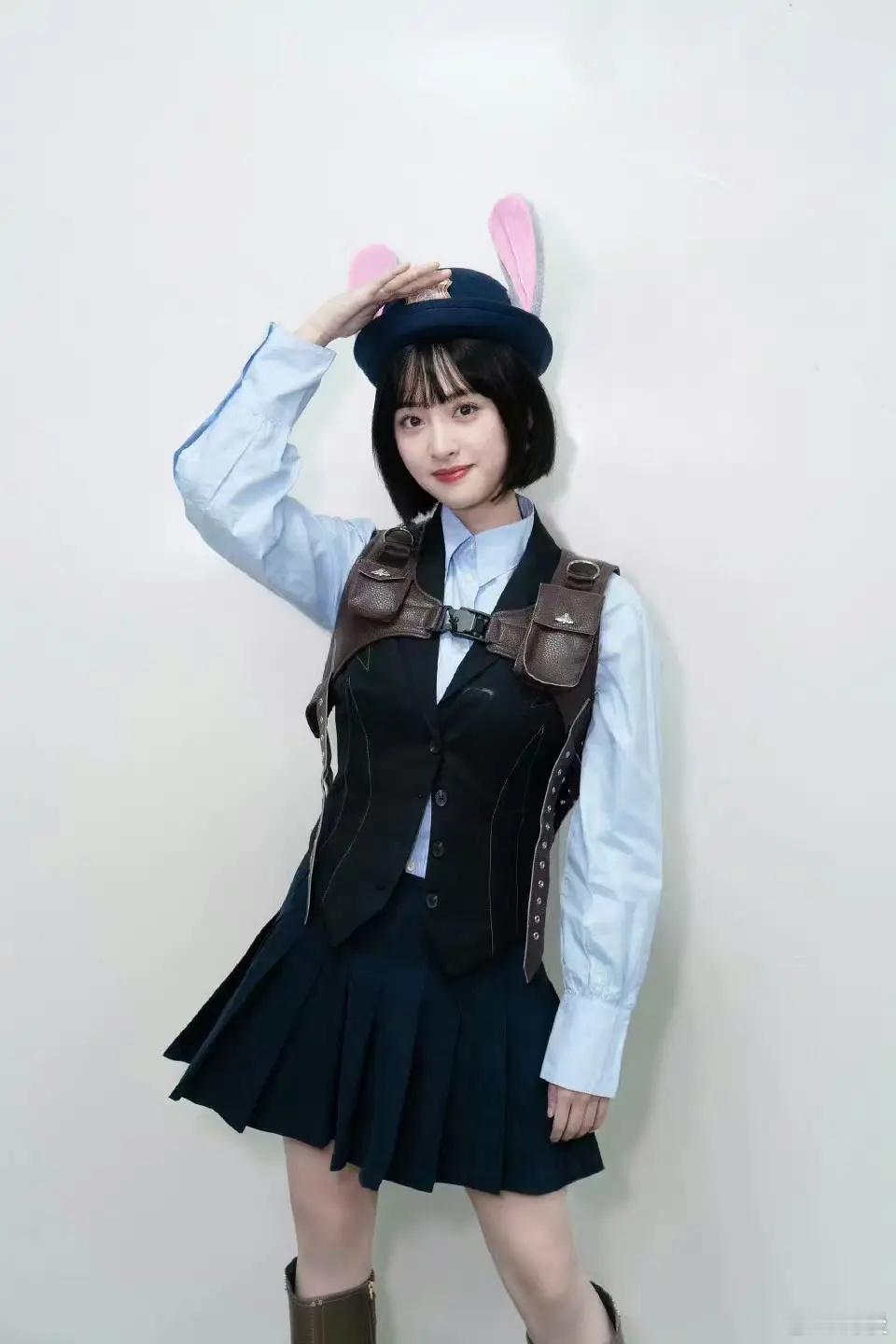 沈月陈都灵田曦薇杨超越都拍过兔子警官更喜欢哪一个呢？ 