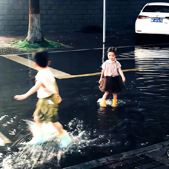 “承诺这东西 太过廉价 可入耳 勿入心” 