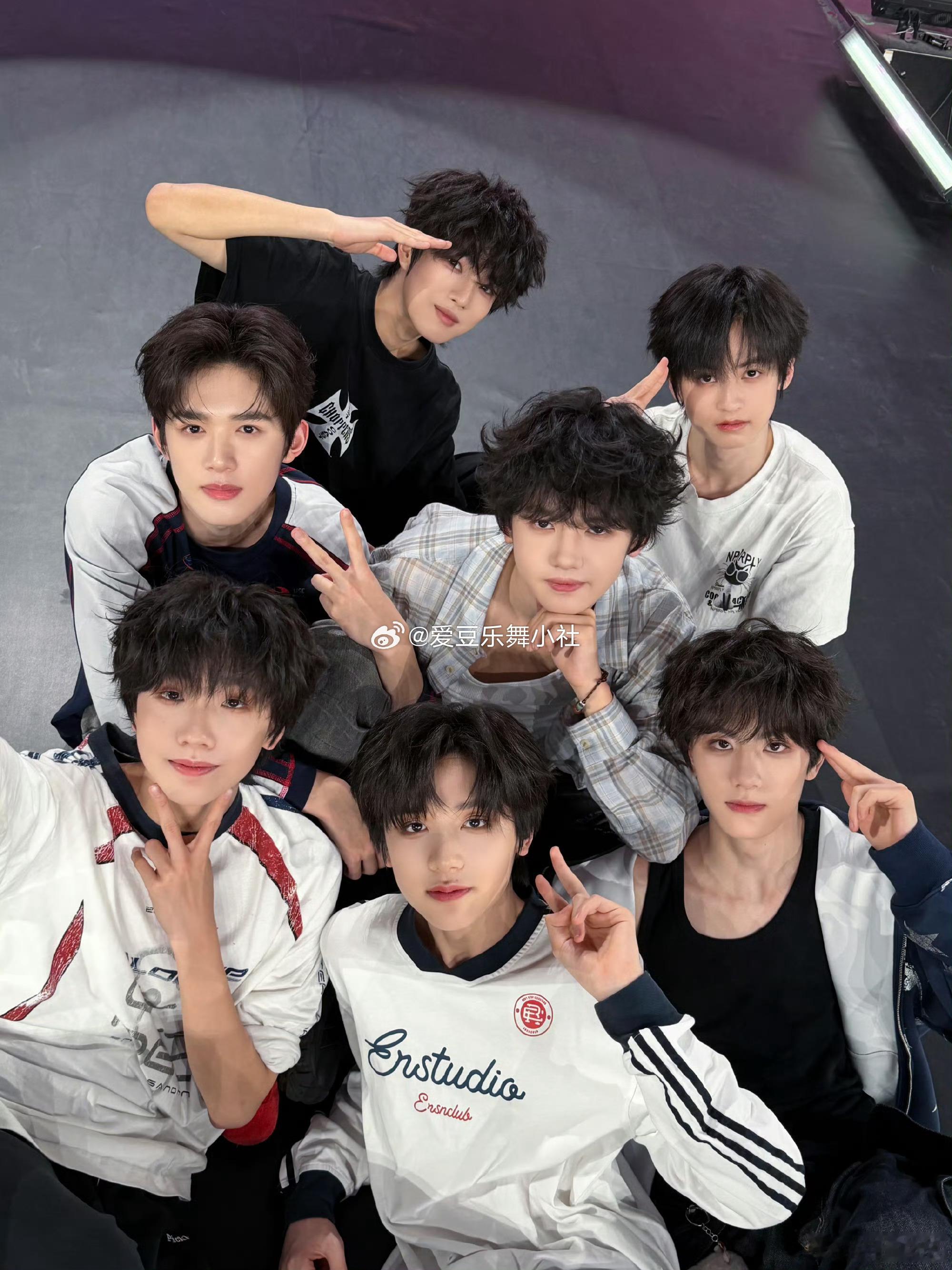 TF四代见面会开园福利·七小只送达 