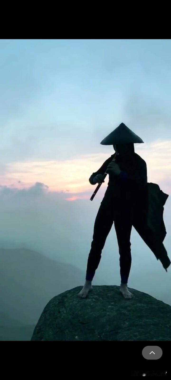 为什么喜欢说假话！

发现身边很多人都喜欢说假话，明知道是错的，明知道是拍马屁，