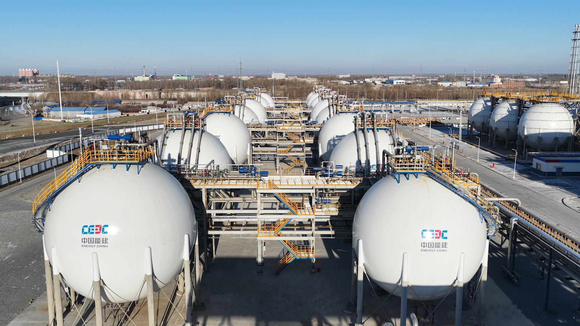 中国技术真的把西北风变成了燃料 中国方案破解全球难题！松原项目4.5万吨绿氢、2