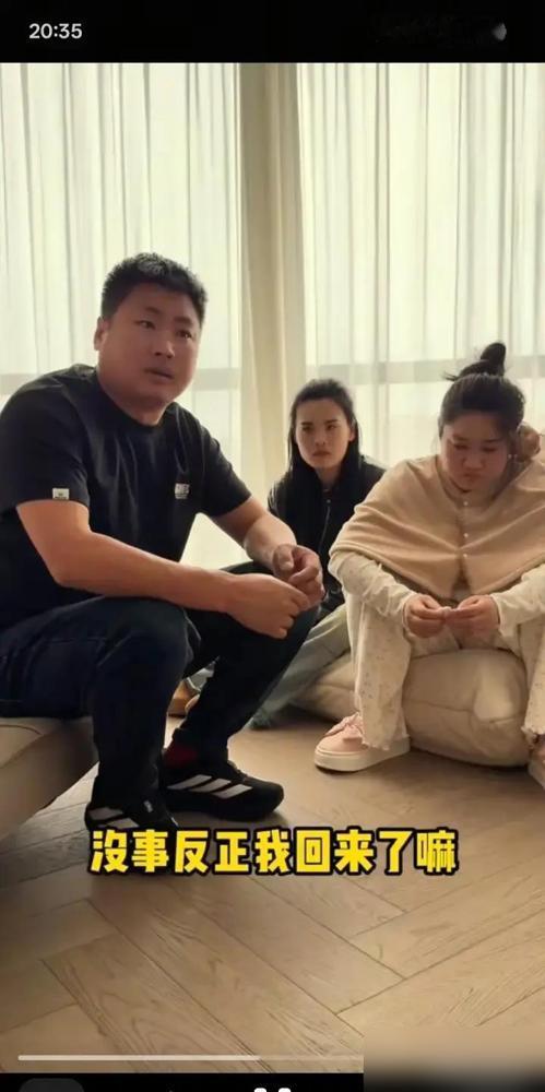 张家界七星山徒步赛开始开始的第一天晚上，苗王就受不了，因为大家睡觉的地方，有不少