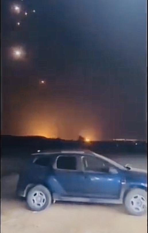 以色列你无差别袭击伊朗境内，打死了最高精神领袖哈梅内伊，打死了40名伊朗重要军事