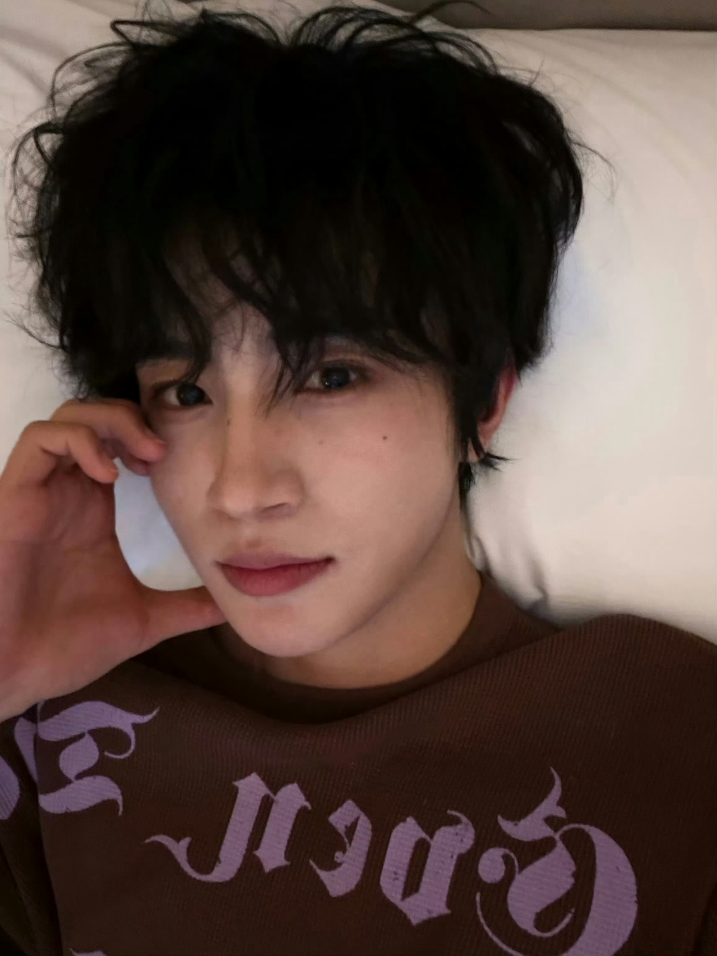 张翅发自拍给短顶张翅的自拍照留下宝贵的分数____！ 