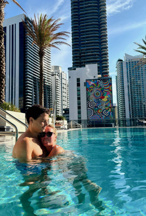 肯宁甜蜜度假中网坛风云