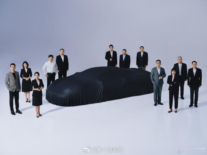 长城汽车35周年，C位不是魏建军而是一台超跑，据说已秘密研发五年，长城V8？新能