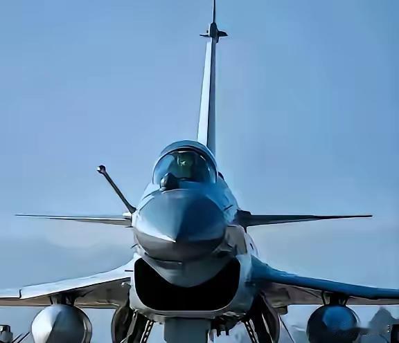 埃及不买了，印尼不买了，泰国也不买了，可那边歼-10CE在巴基斯坦手里飞得正欢，