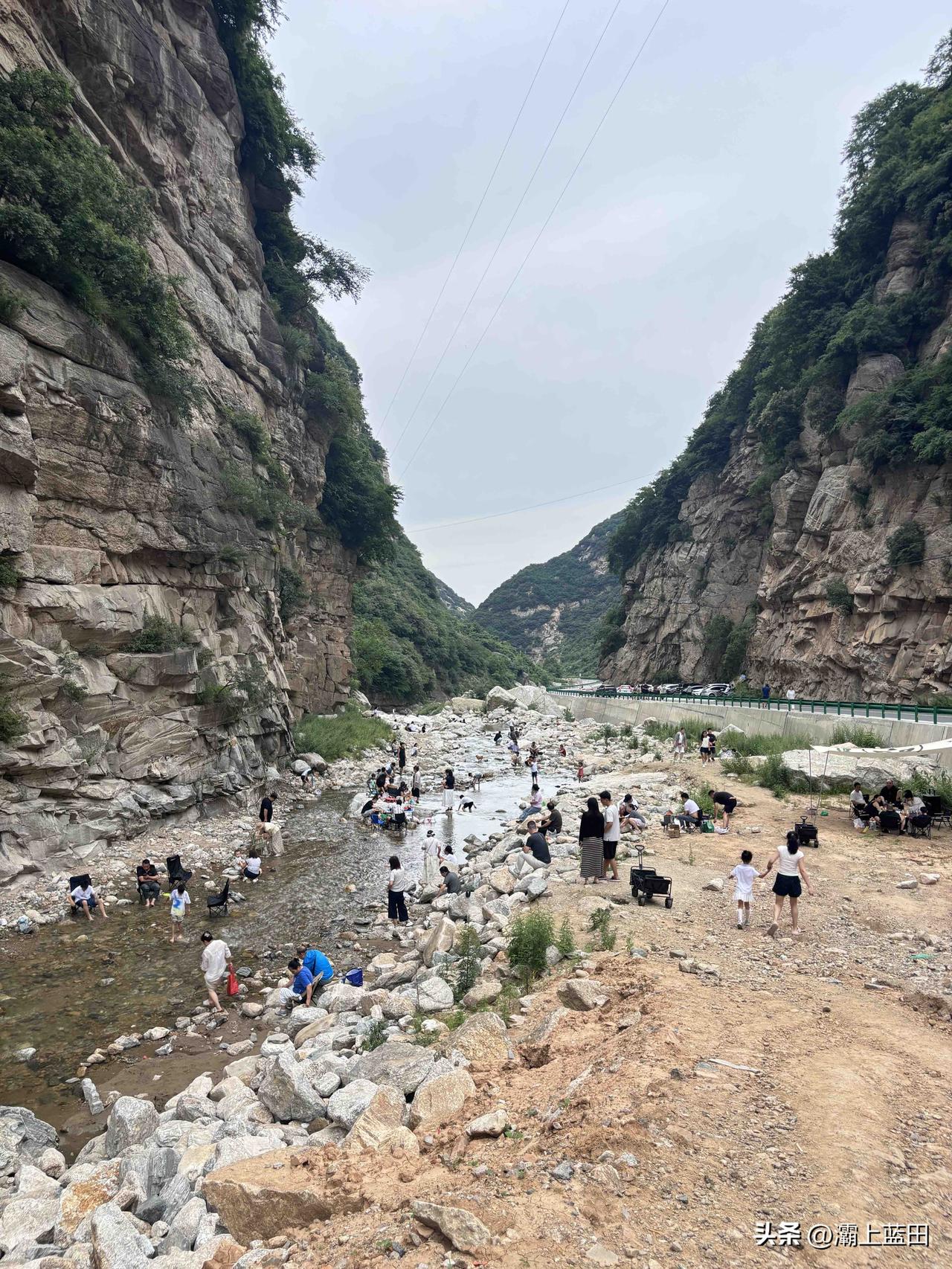 蓝田流峪飞峡河道随拍，这是六月14日拍的，最近天天有雨，官方也不让进山，这是为了