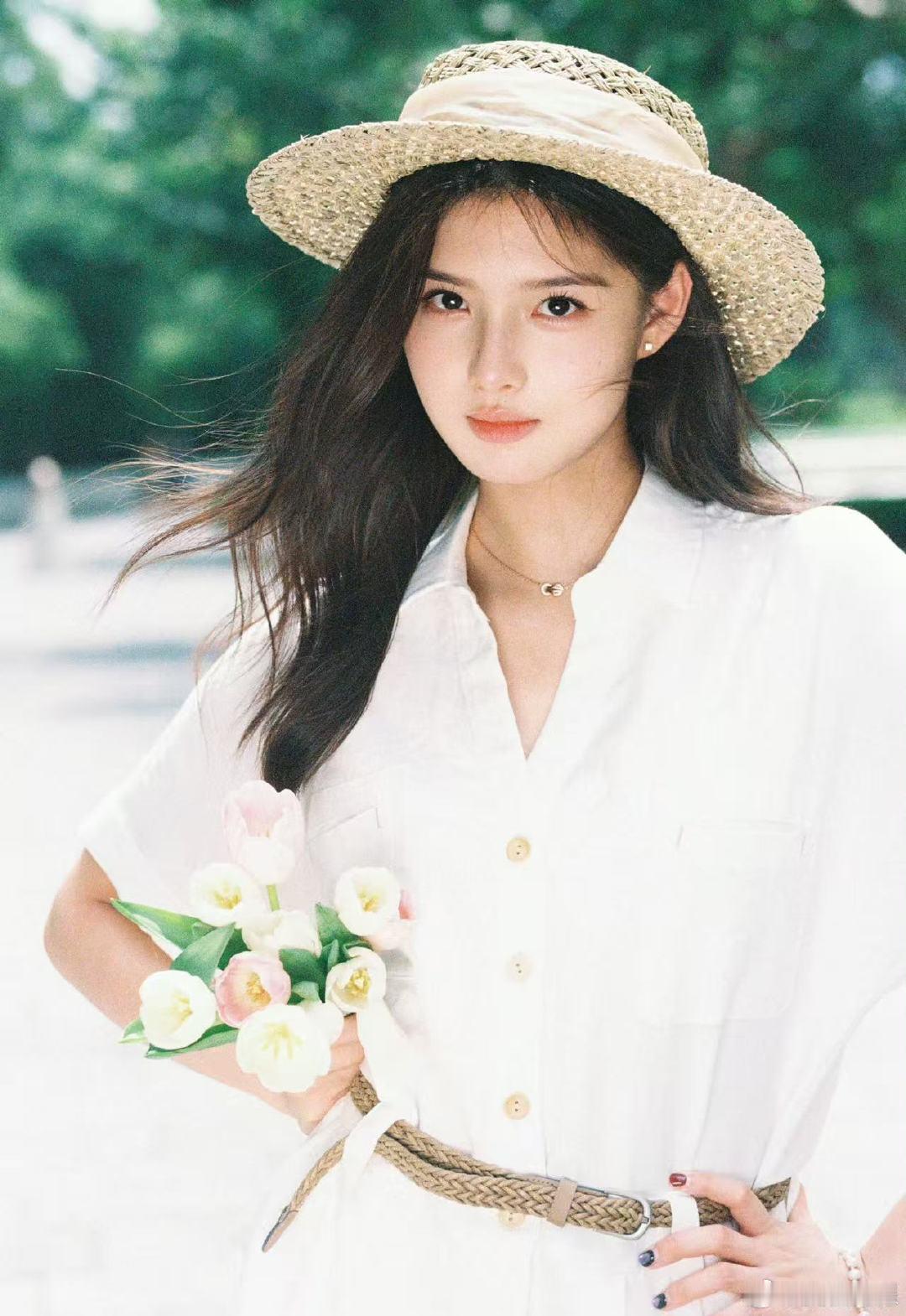 18岁的艾米艾米成年写真恭喜妹妹成年 