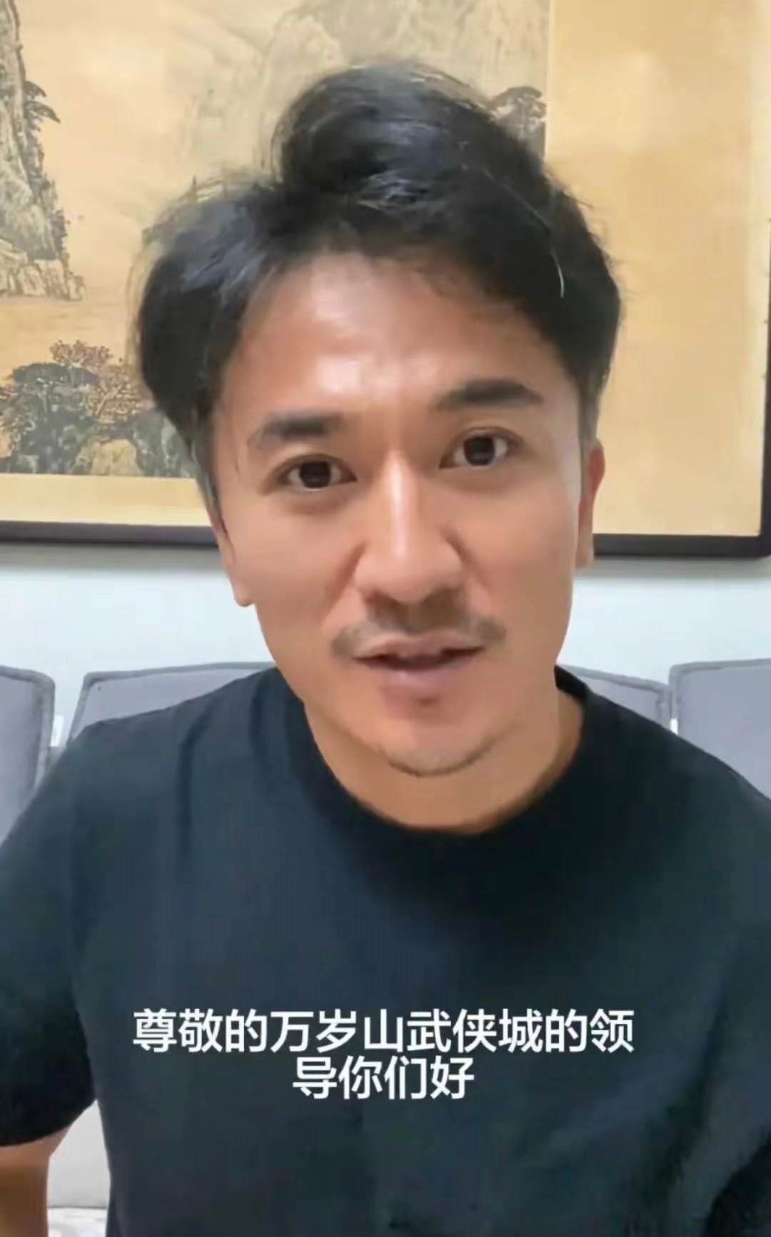 演员集体失业、跨行谋生，“接不到戏，收入基本断了”，横店凉了，38岁演员求职景区