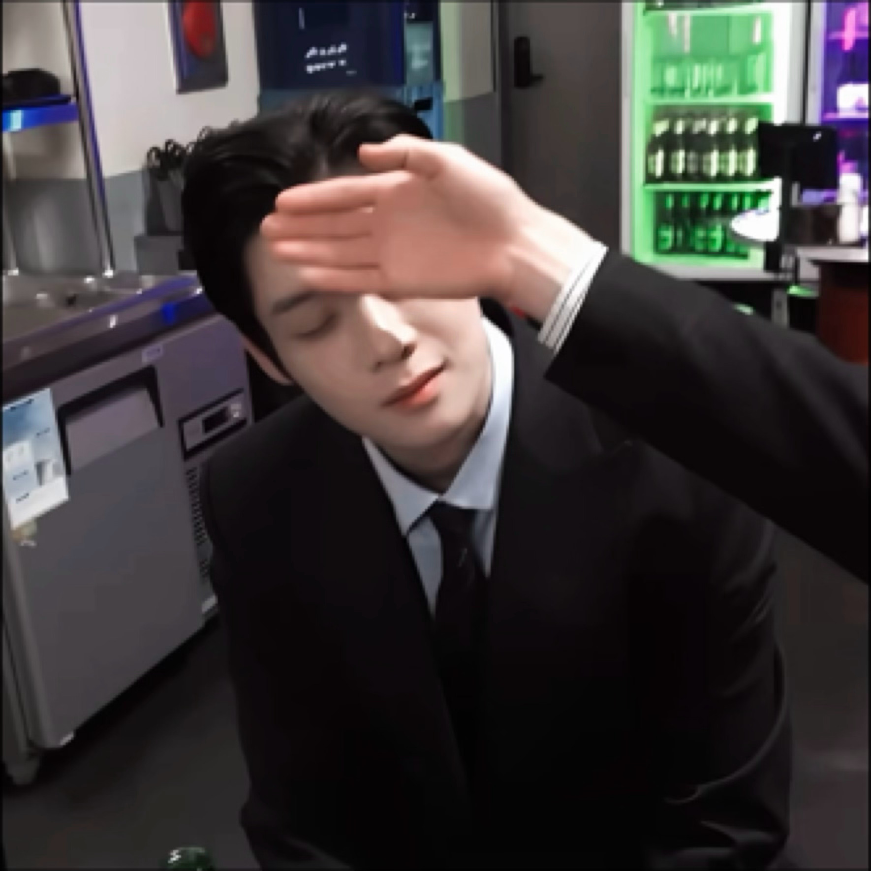 仿佛你只须静静看我一眼就能够解读我爱你这弱点这是腐世界最强2.5全首页来和我磕之