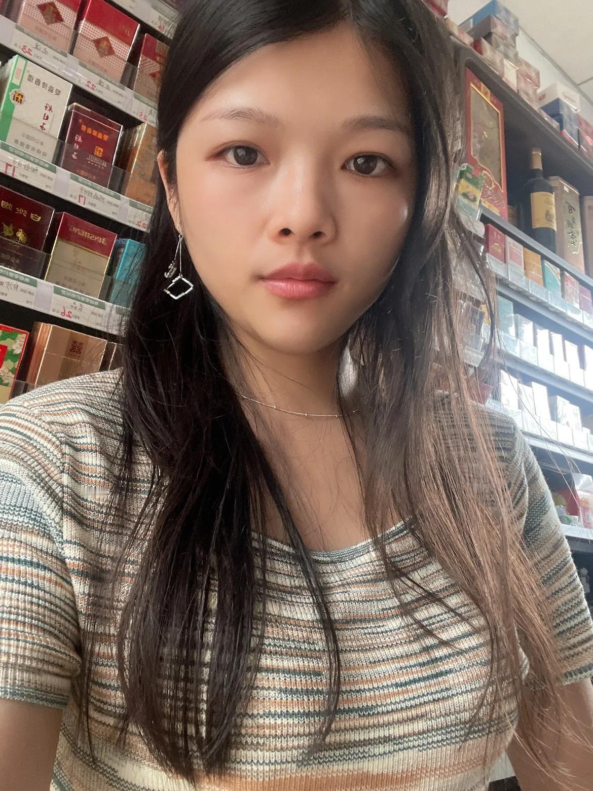 哎，这段时间的心情真是糟糕透顶，每天在外奔波，就为了有辆经济实惠的车去自驾游，可