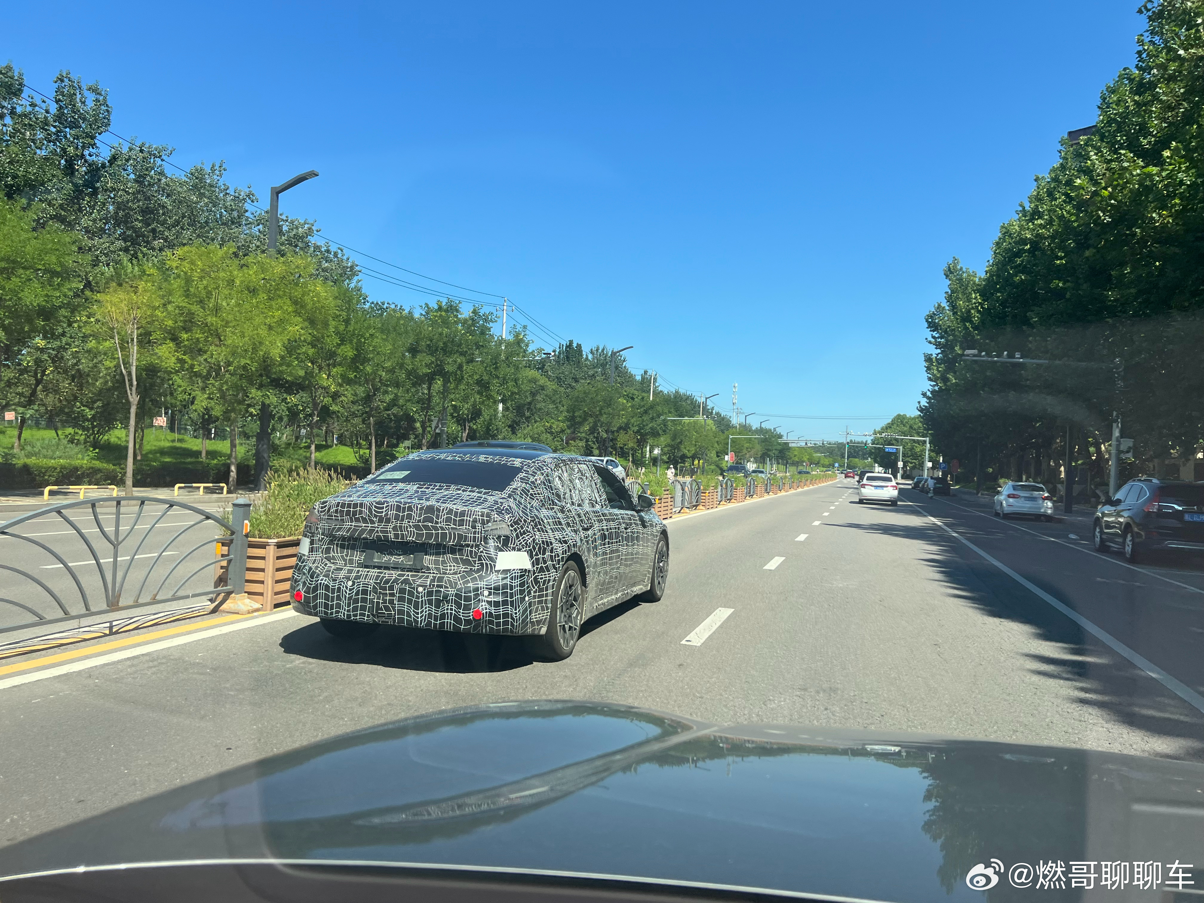我发现宝马有个特点，新世代测试车天天跑，但新车却上的却贼慢，你们说这是好事呢还是