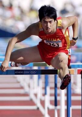 刘翔安置风波尘埃落定！选择买断，11年补助全额捐赠灾区