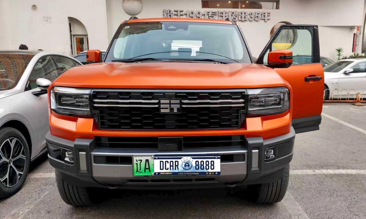 高精地图这玩意儿，搁智能驾驶圈里，算是彻底从C位下来了。以前啊，谁家车企想吹自己