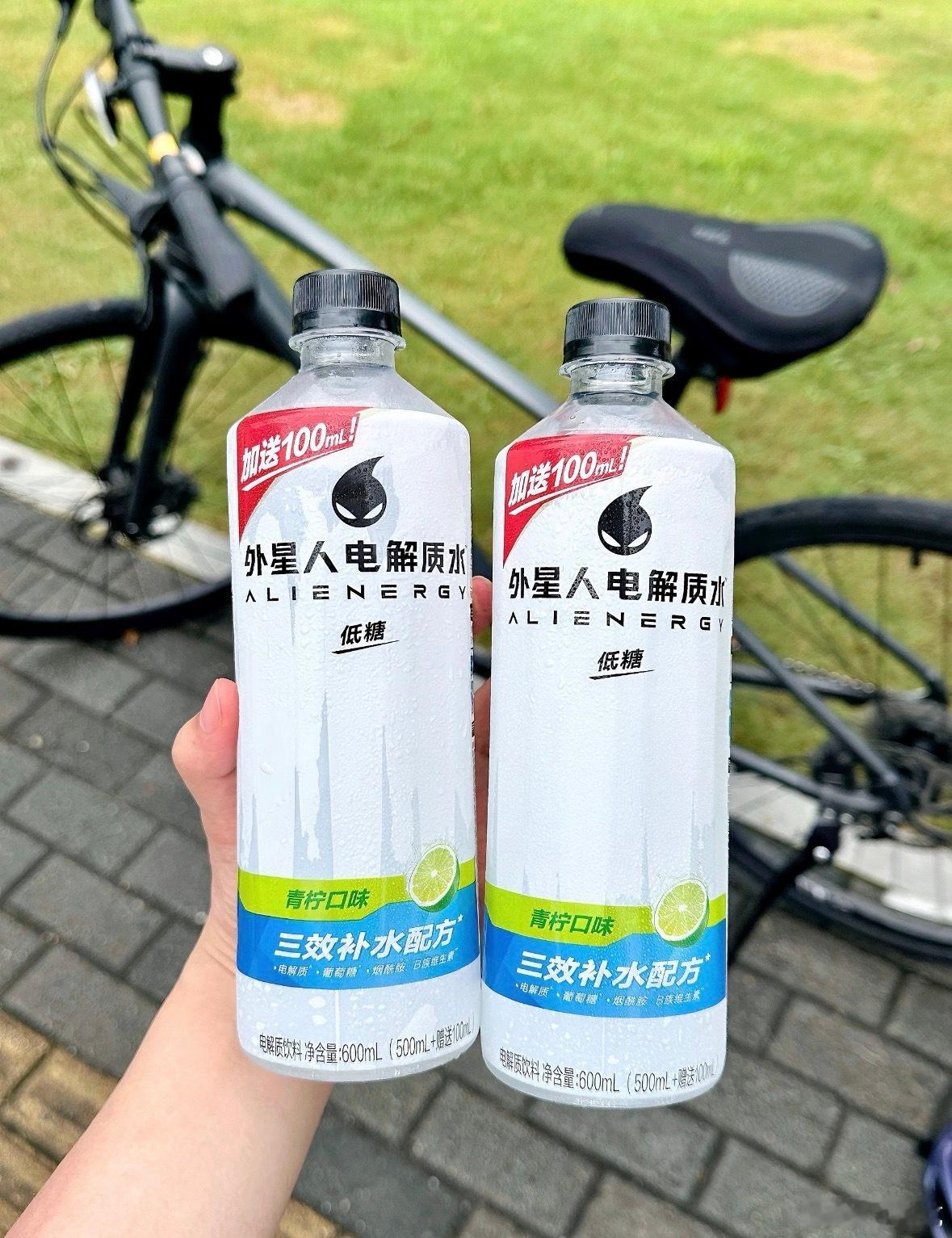 最近高温突然就来了，不管是日常通勤还是户外办事，稍微动一动就满身汗，身边很多人还