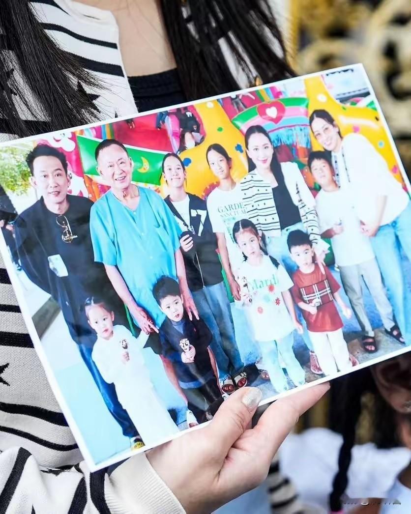 他信即将假释出狱，知情人透露后续: 他信与其他假释人员不一样，他可以不用戴电子脚