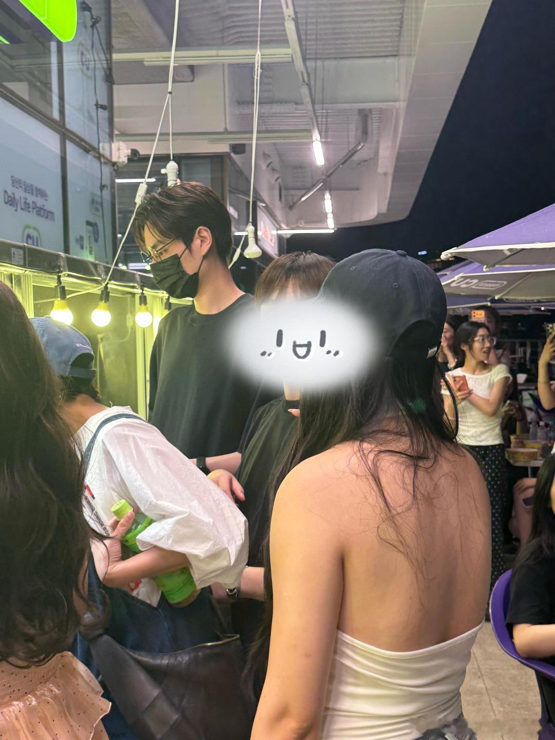 胡一天在韩国汉江煮泡面你是说，在汉江边不仅吃到了面，还遇到了胡一天！偶遇胡一天在