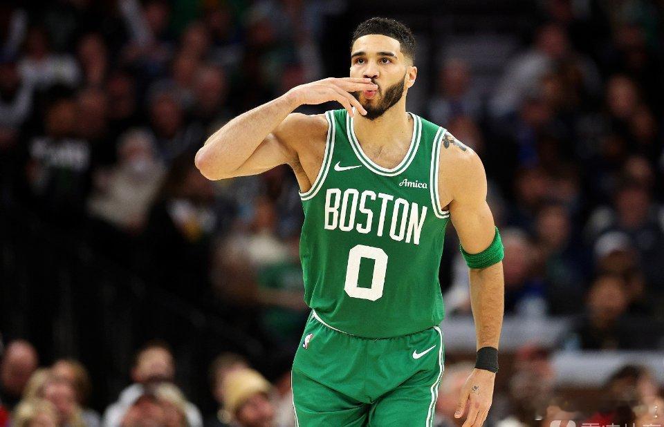 12月7日讯 据凯尔特人媒体CelticsUnite报道，塔图姆坦言被凯尔特人选