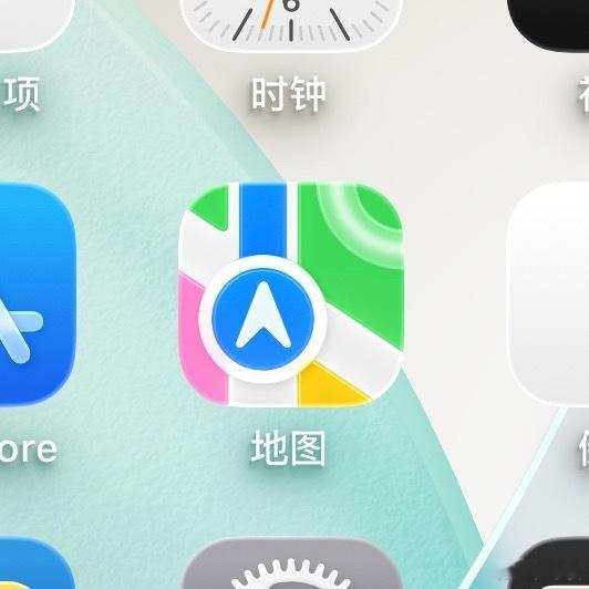 手机地图谁最好用难道没人觉得苹果自带的地图好用吗？虽然是和高德合作的，但是没广告