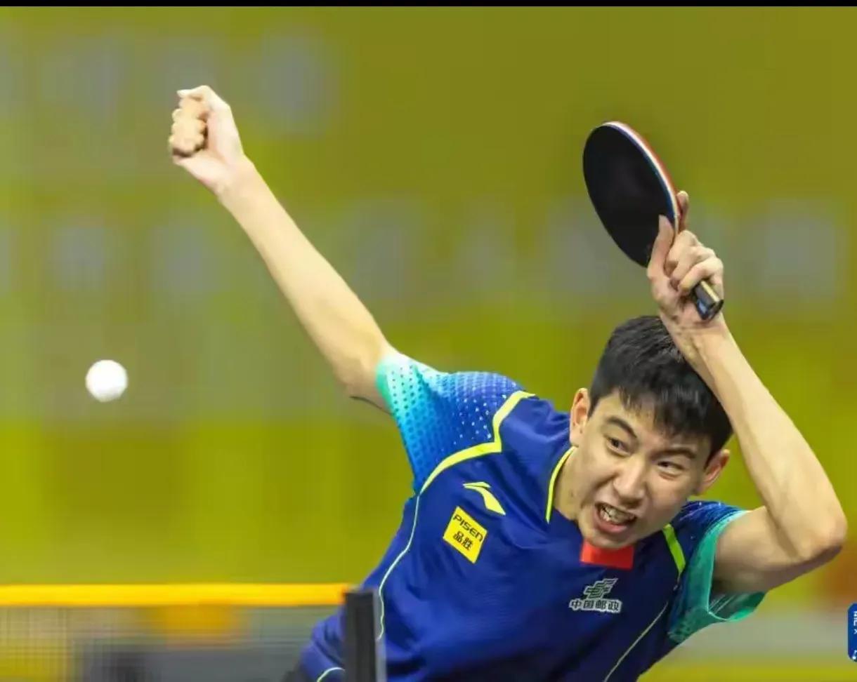 那个9岁破格进省队、15岁进国青的“左手猛兽”，终于浮出水面
最近国乒后备梯队里