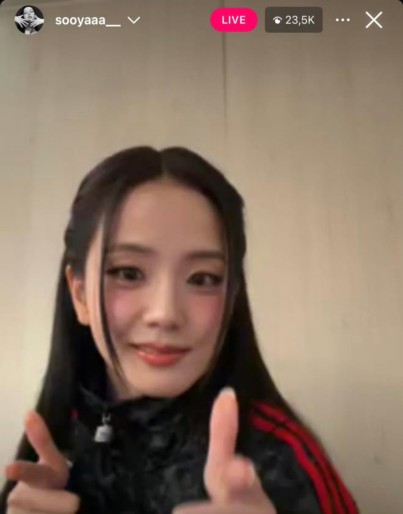 金智秀这个造型绝对拍了啥好东西我等 