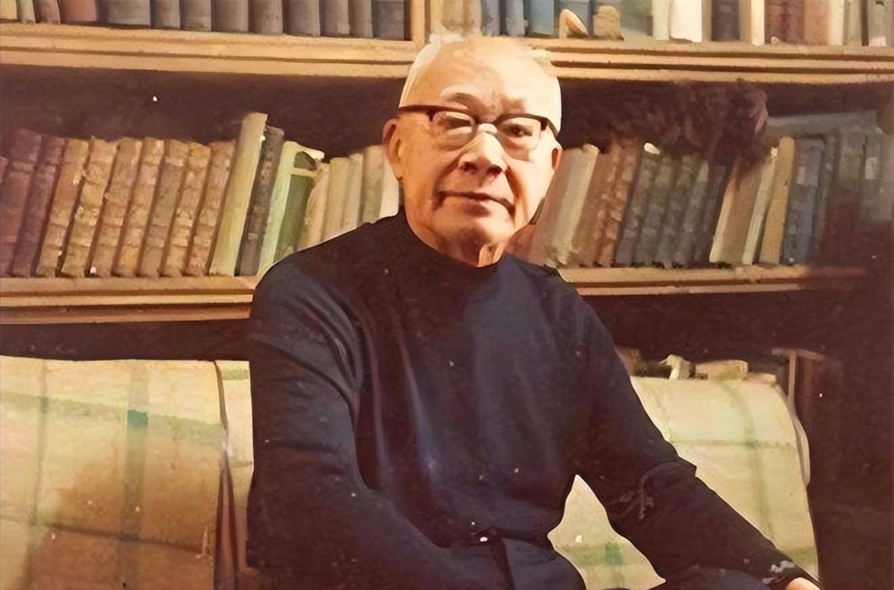 1923年，他脱光衣服誓死不娶，结果看到新娘容貌后秒打脸：“我娶！”可这见色起意