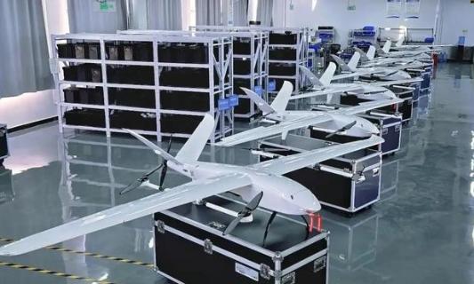 脸都不要了！俄罗斯媒体放出一组数据，说中国每个月能生产出50万架无人机，战时还能