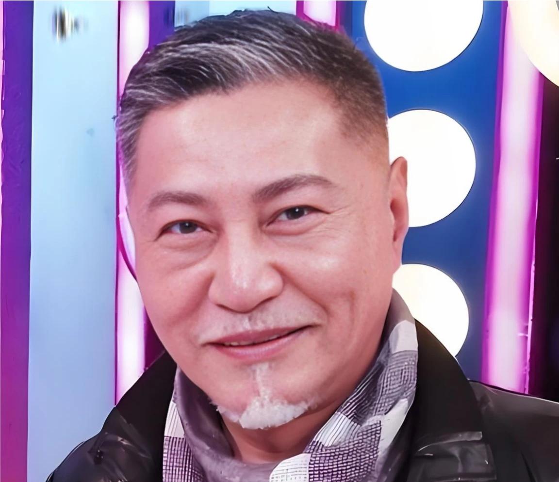 惊闻著名表演艺术家牛犇之子、演员王侃于今晨在上海不幸病逝，深感痛心。在此，向王侃