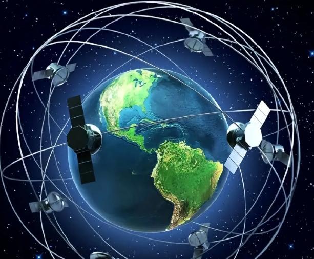 中国已经有自己的北斗系统了，为什么我们的手机里还留着美国GPS？说出来很多人可能