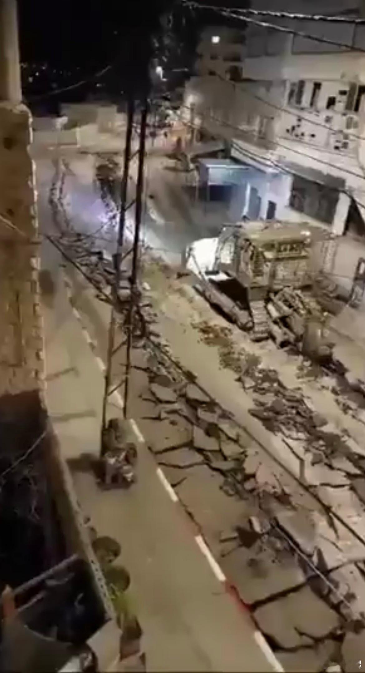 在约旦河西岸，犹太复国主义军队对巴勒斯坦社区的围攻仍在继续，摧毁基础设施，突袭房