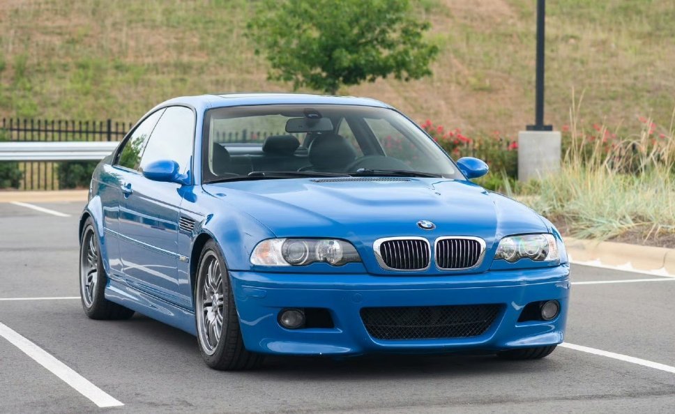 有惊喜!极氪8X耀影版有个特殊配色，一眼看过去神似宝马的拉古纳塞卡蓝!配合熏黑组