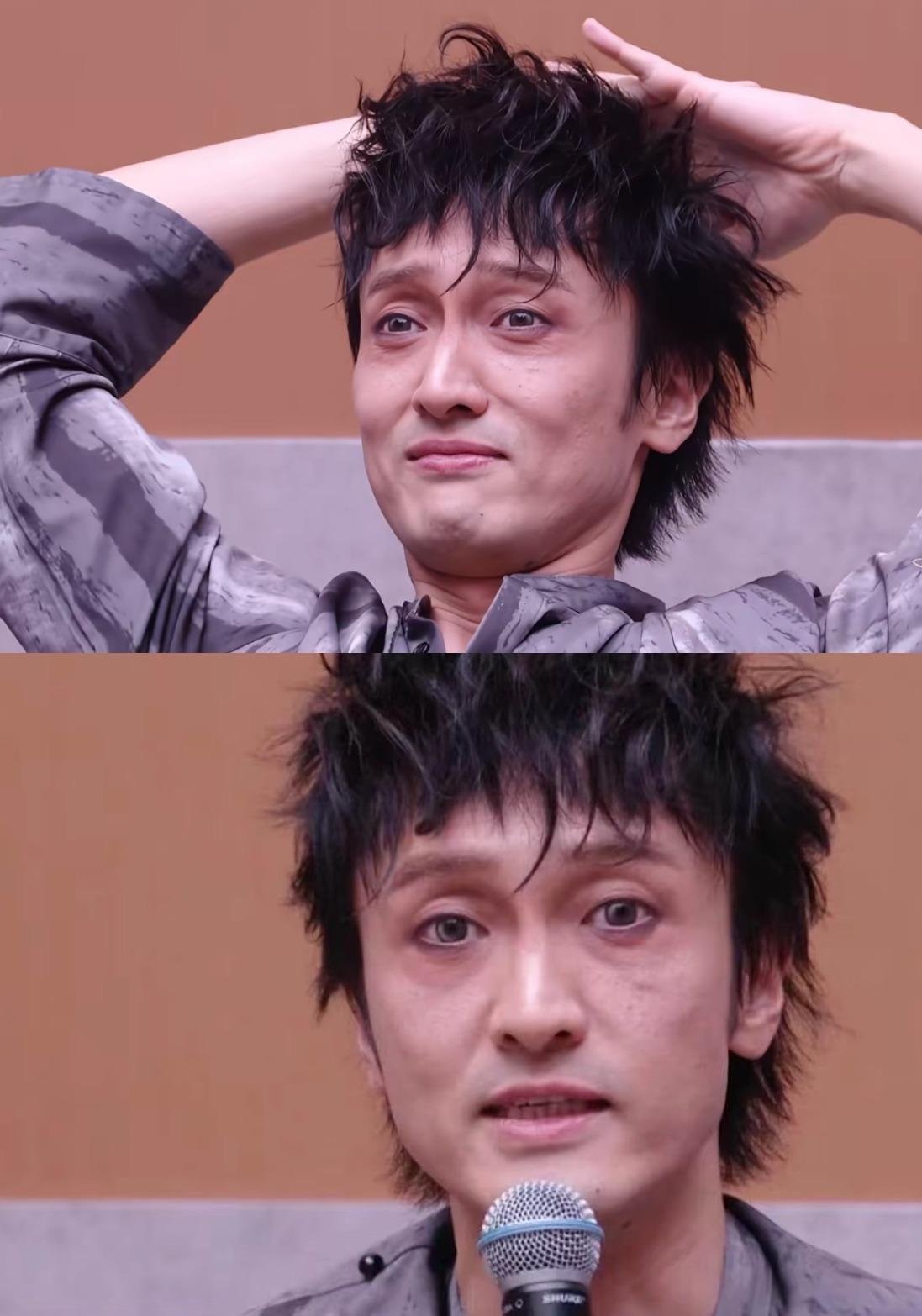 从王传君脸上见识到了啥叫班味，《披荆斩棘的哥哥》真是把他熬碎了。
本来妆造就略显