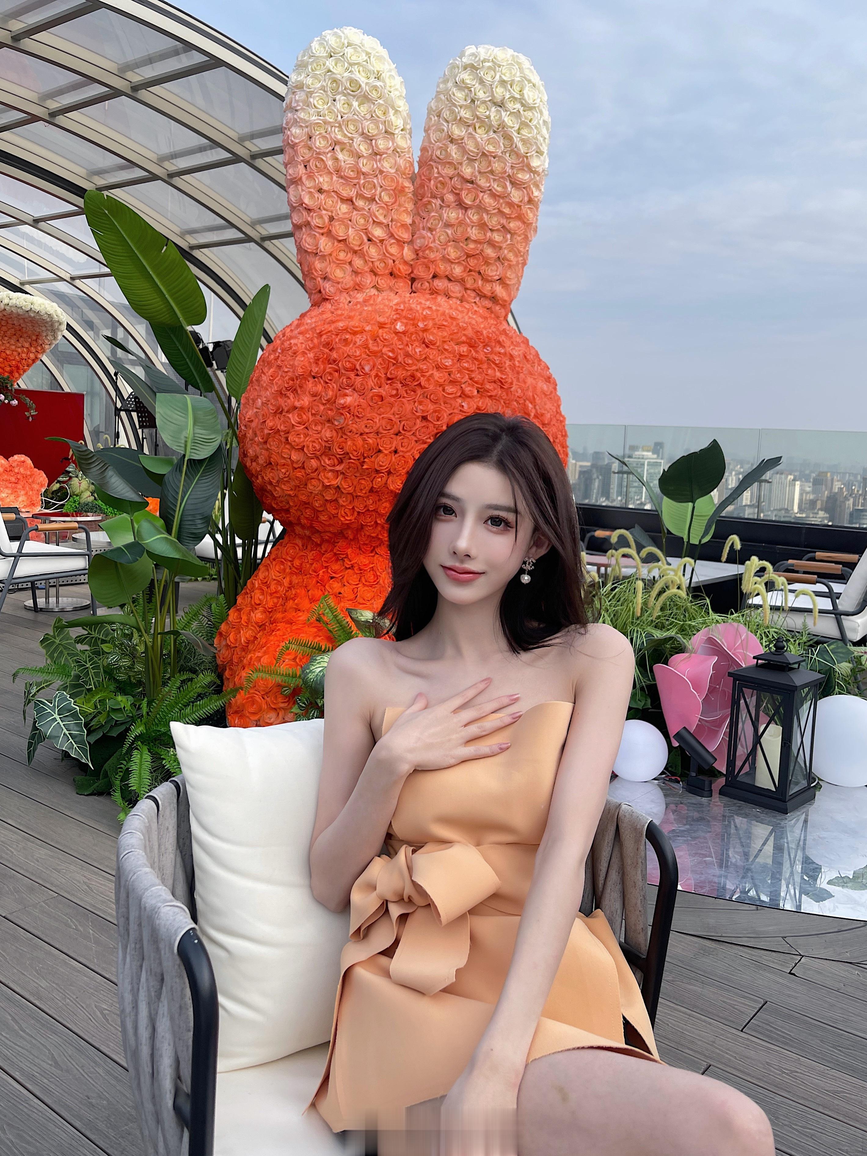 感觉年纪大了就容易调整自己的情绪不再因为一件事情难受很久不能释怀 ​​​