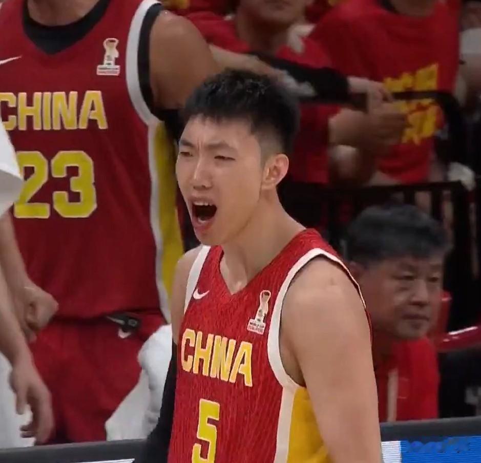 中国男篮半场40:50输给日本，昔日亚洲篮坛霸主，正在重走男足老路！

主场作战