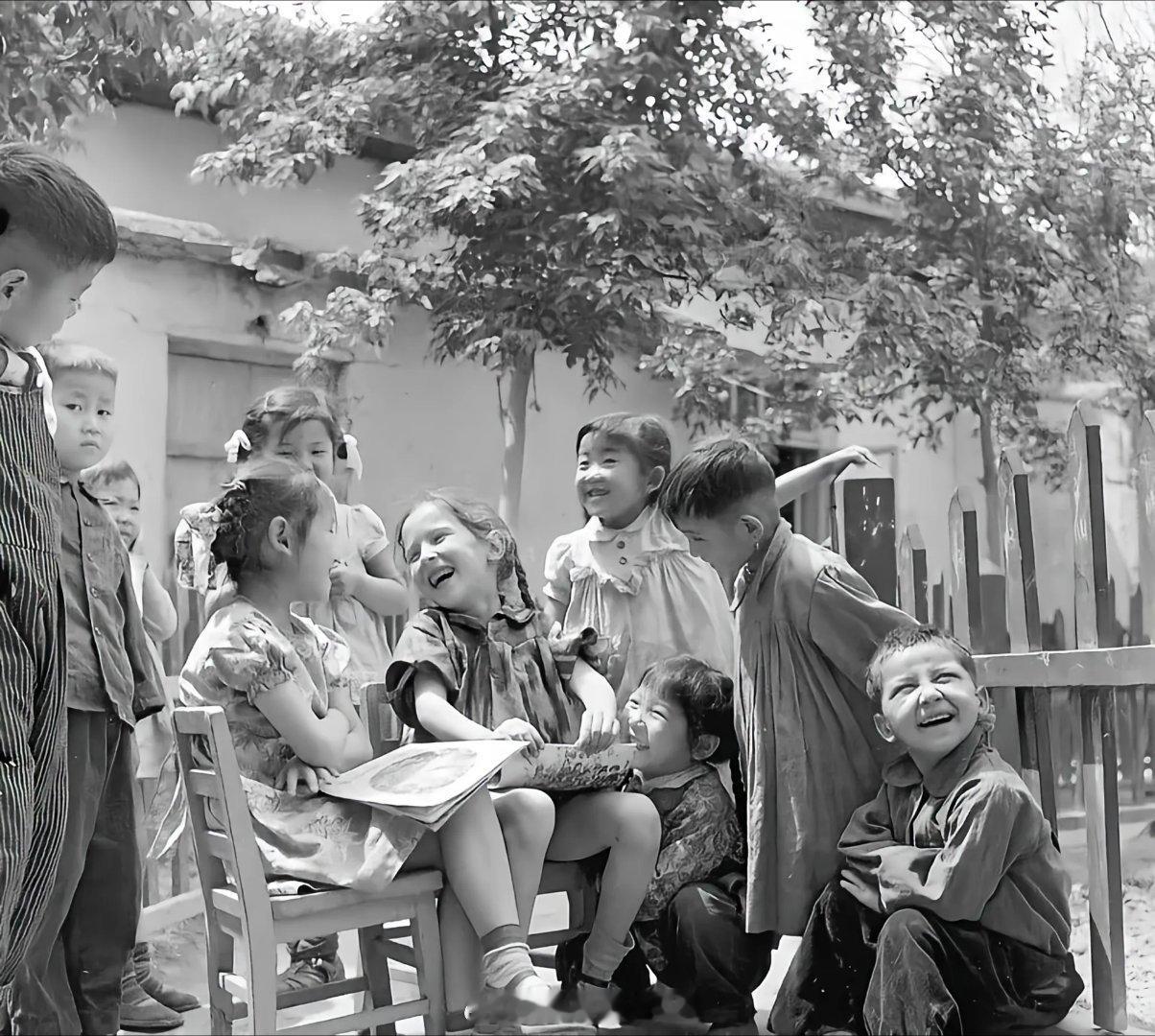 新疆维吾尔自治区年轻时！新疆维吾尔自治区成立70周年 ​​​