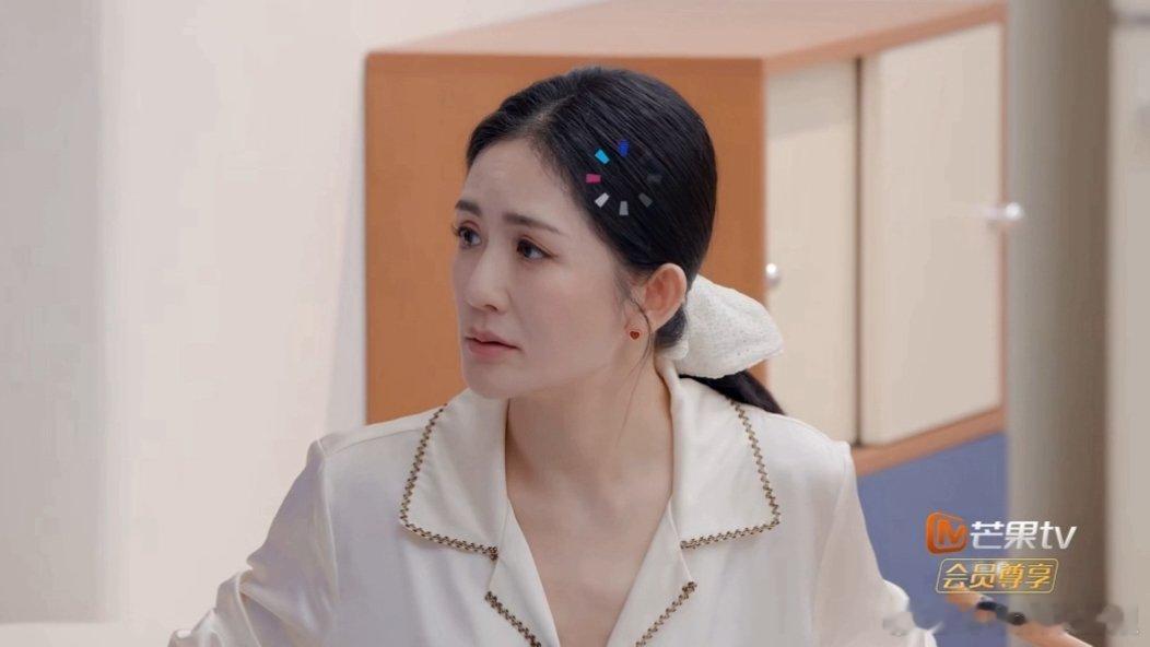 谢娜谢娜守护逆战谢娜 跟歌当然没关系了 我守护心肝就谢娜这样，乌兰图雅说她们组唱