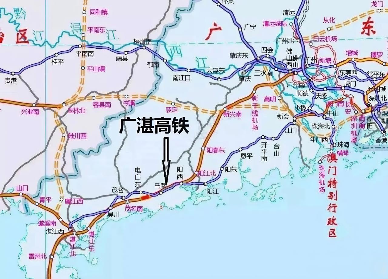 今天，我打开铁路12306 APP查看，发现国庆假期首日，广湛动车车票简直一票难