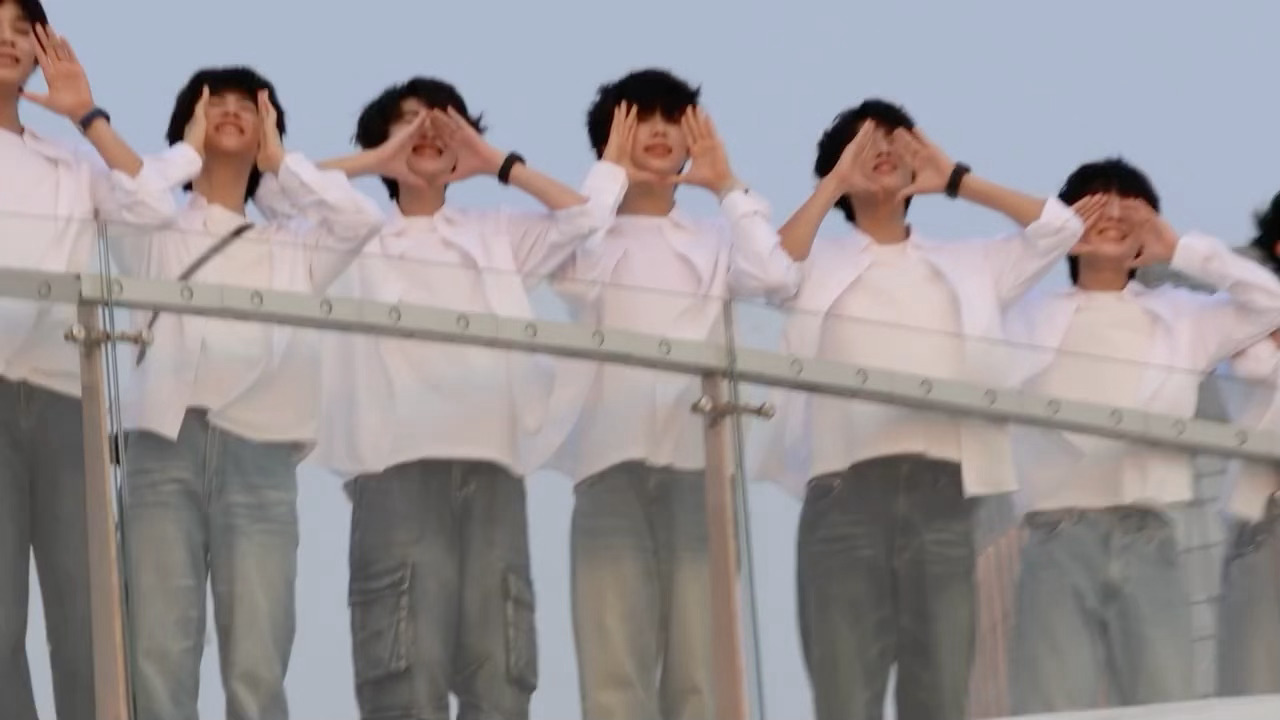 期待早日上线见面四代杀青给剧组工作人员写的信四代八小只