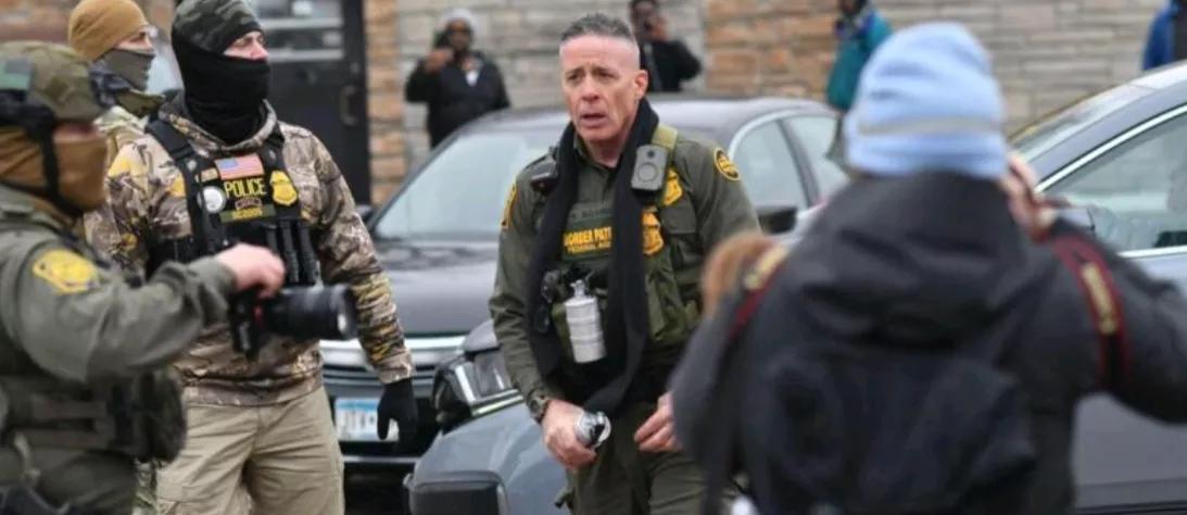 CNN报道，当地时间14日，国土安全部部长克里斯蒂.诺姆证实，由于民主党的“干预