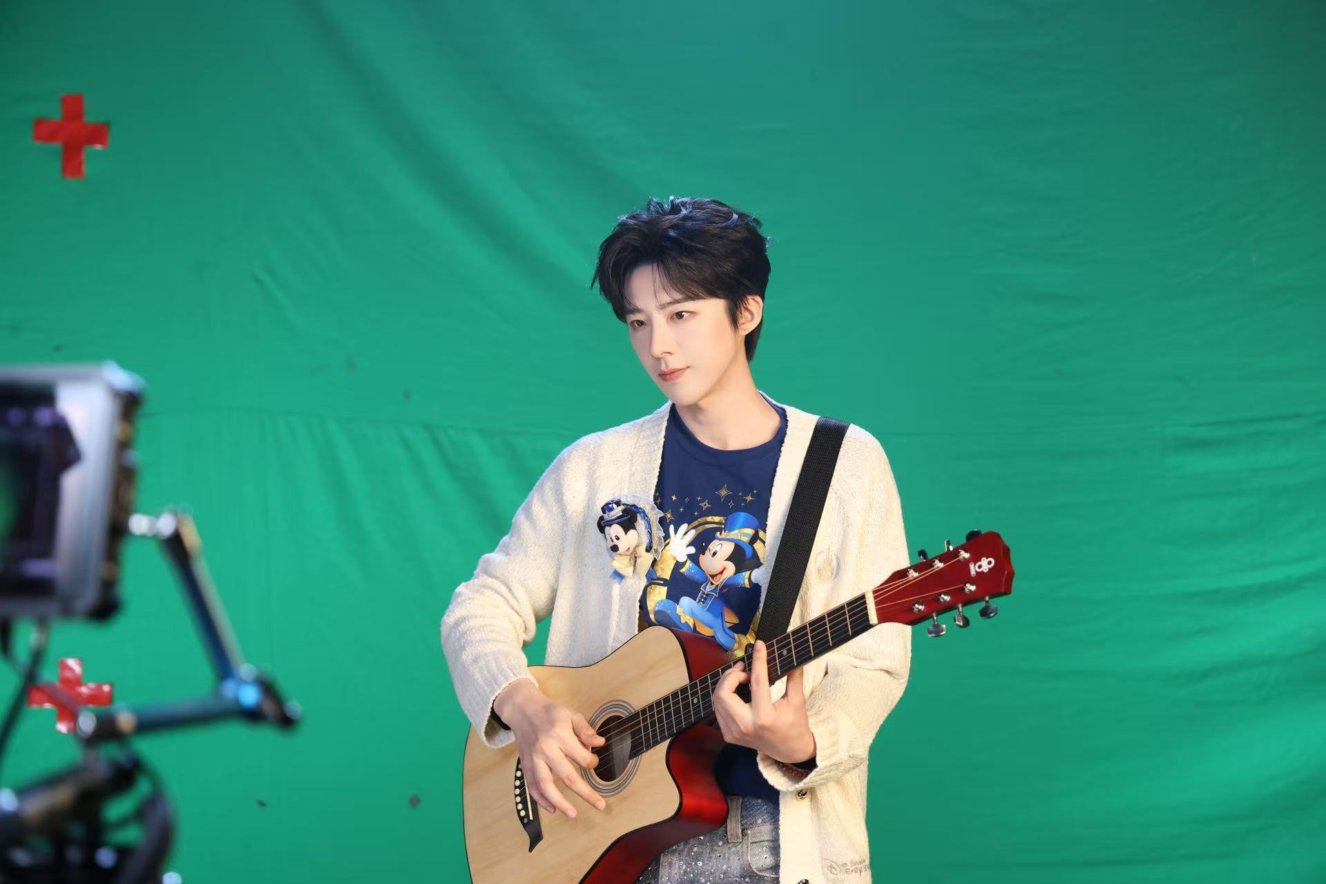 刘宇宁从五周年唱到十周年从五周年《奇妙的惊喜》到十周年《奇妙在身边》，全上海迪士