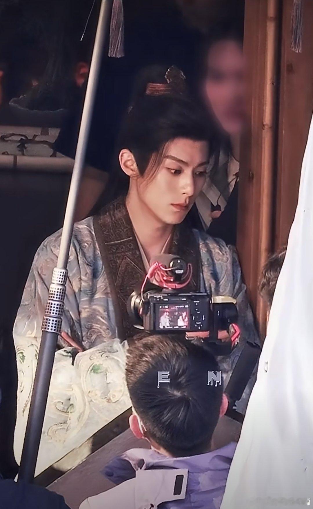 王鹤棣《将门独后》谢景行今日新造型来了  这个是书里什么时期的