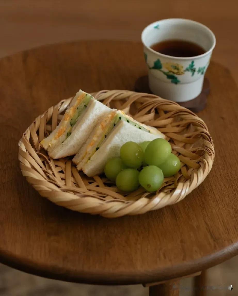 日本美食博主的三明治餐