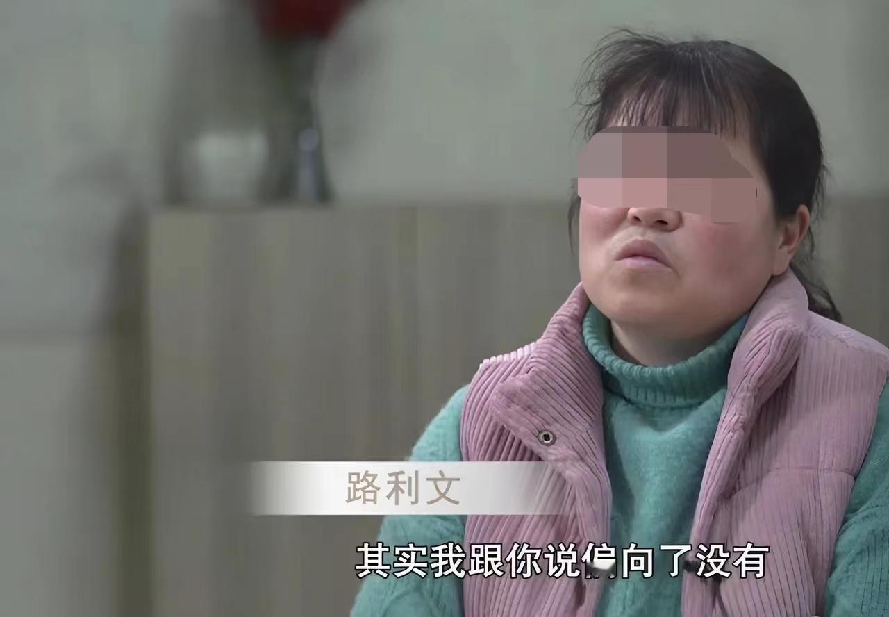 湖南，一个80岁的婆婆，决定将唯一的房子过户给小儿媳。大儿子明知道房子值100万